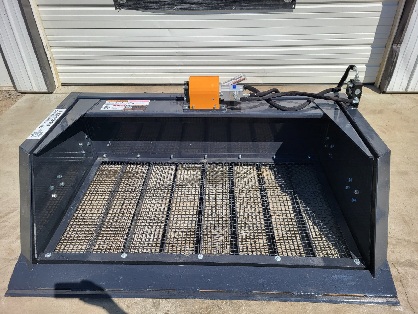 Wolverine 72" Vibrating Soil Screening Bucket