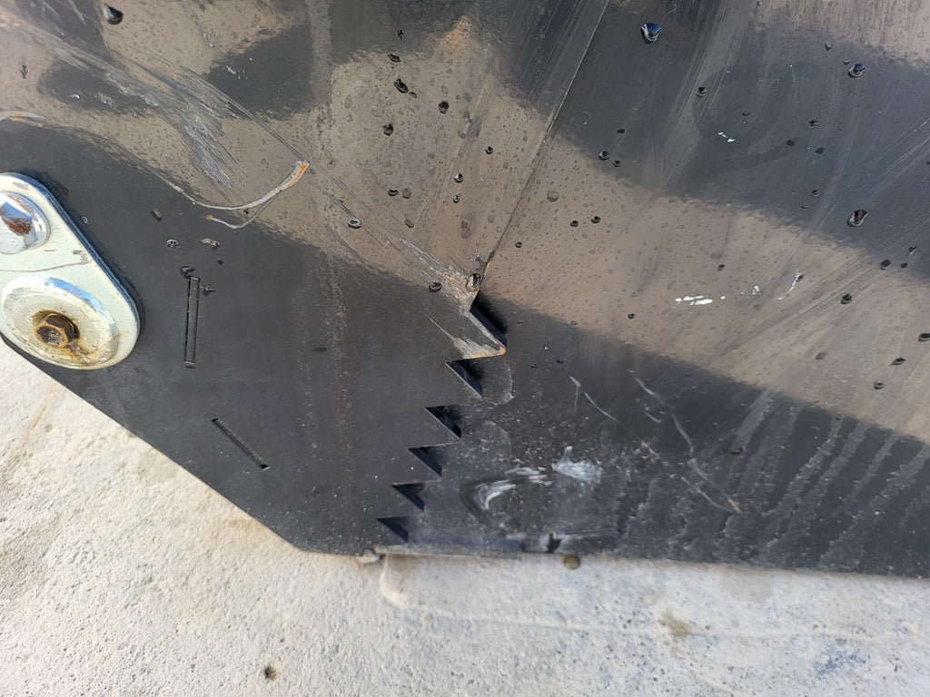 GIYI 39″ Mini Skid Steer 4-in-1 Bucket