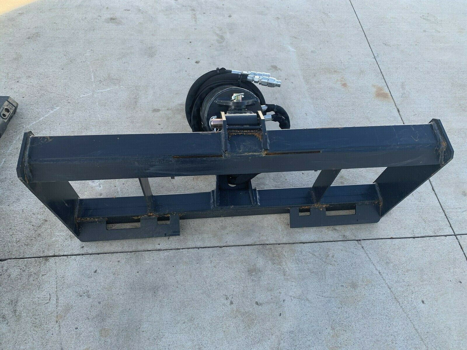 Wolverine Hydraulic Skid Steer Auger with 12" & 18" Bits