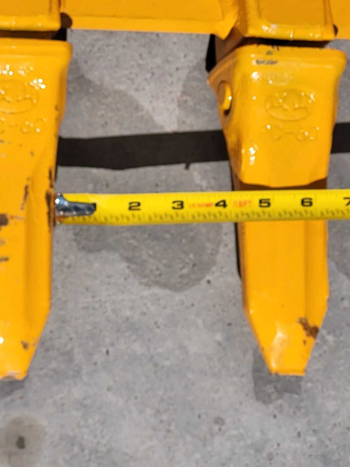 24″ Excavator Bucket (Fits CAT 305)
