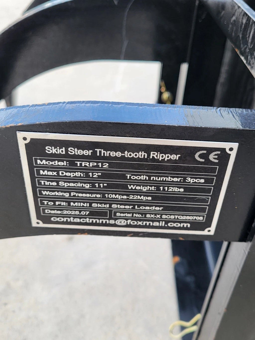 GIYI Mini Skid Steer Ripper