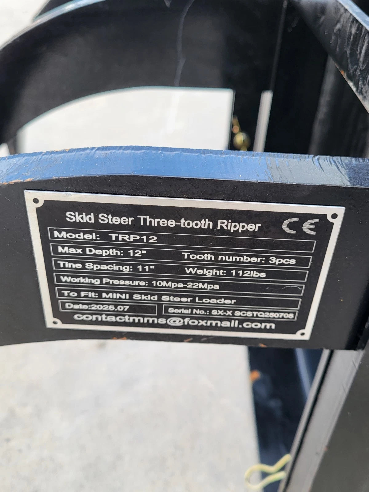 GIYI Mini Skid Steer Ripper