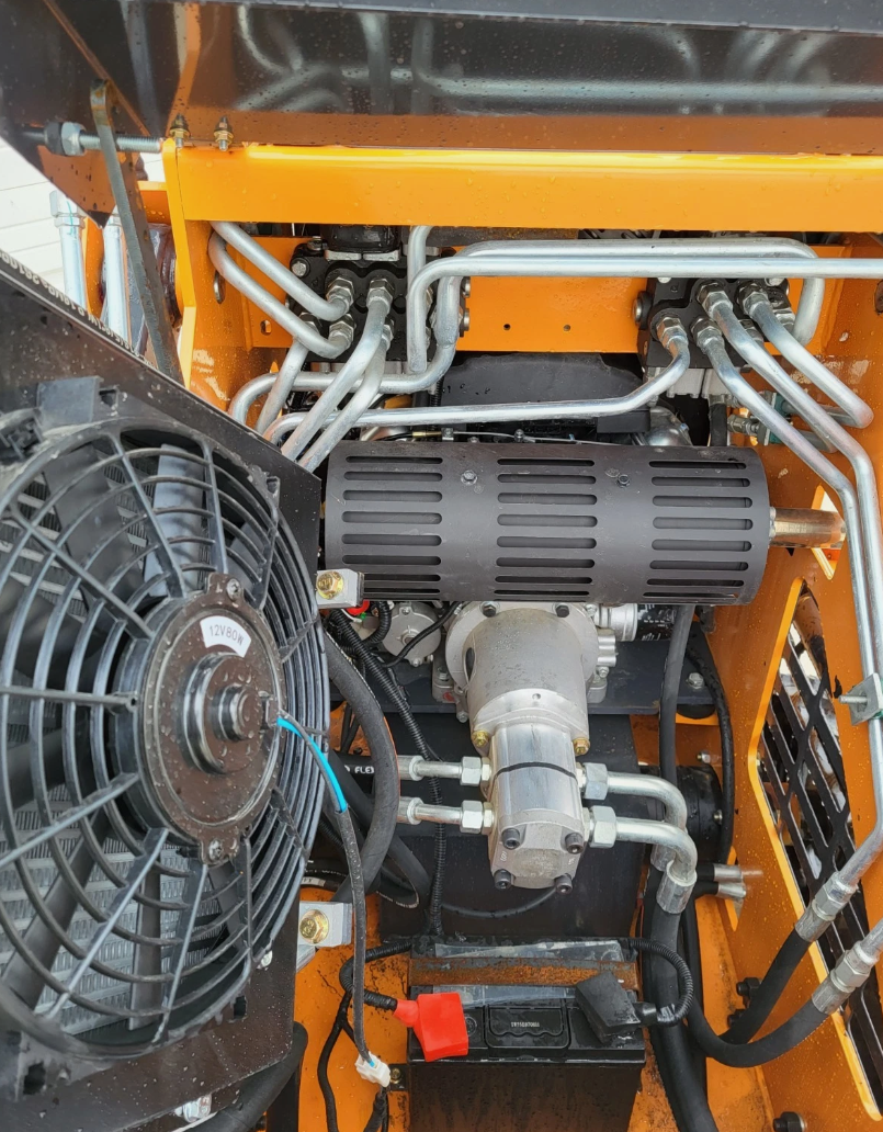 Landhero LDH-T460 Mini Skid Steer