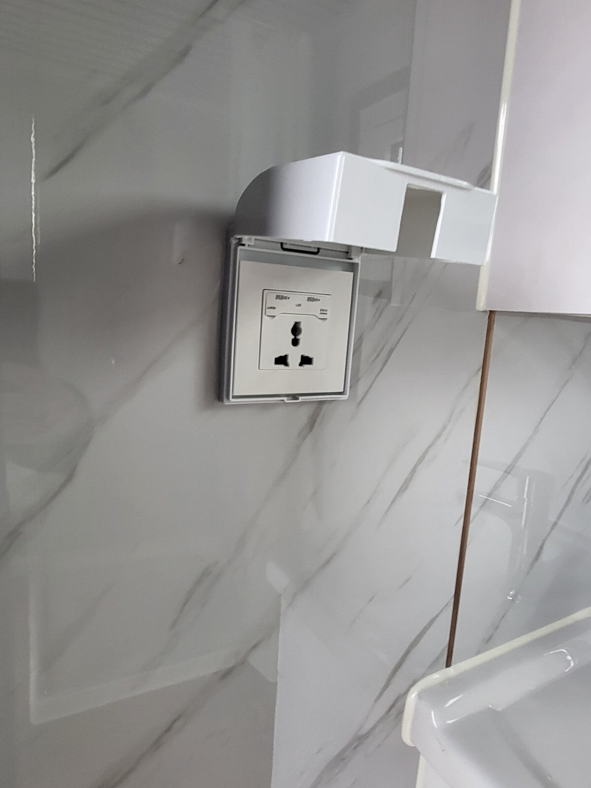LUX Portable Shower Restroom with Toilet and Sink