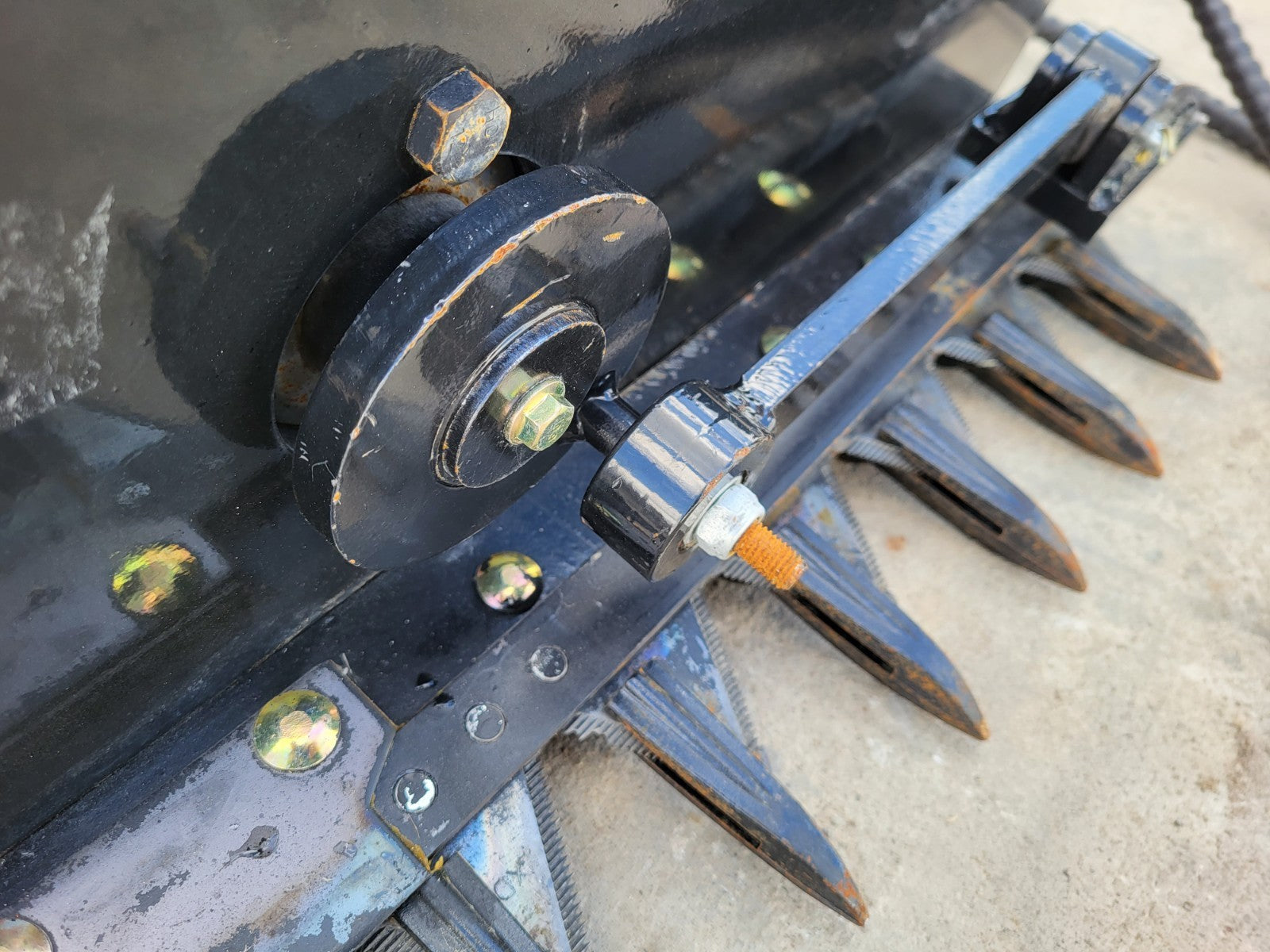 58″ Sickle Hedge Trimmer Brush Cutter (.8–1.5 Ton)