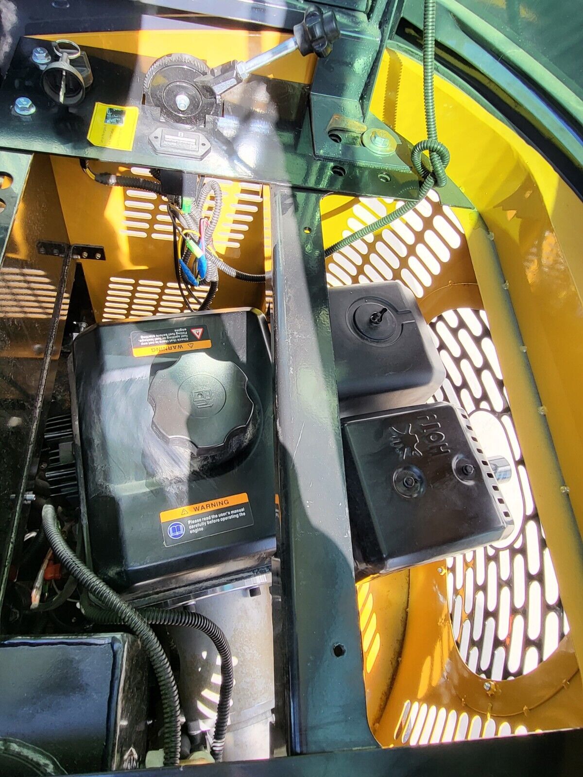 AGT H13R 1 Ton Mini Excavator