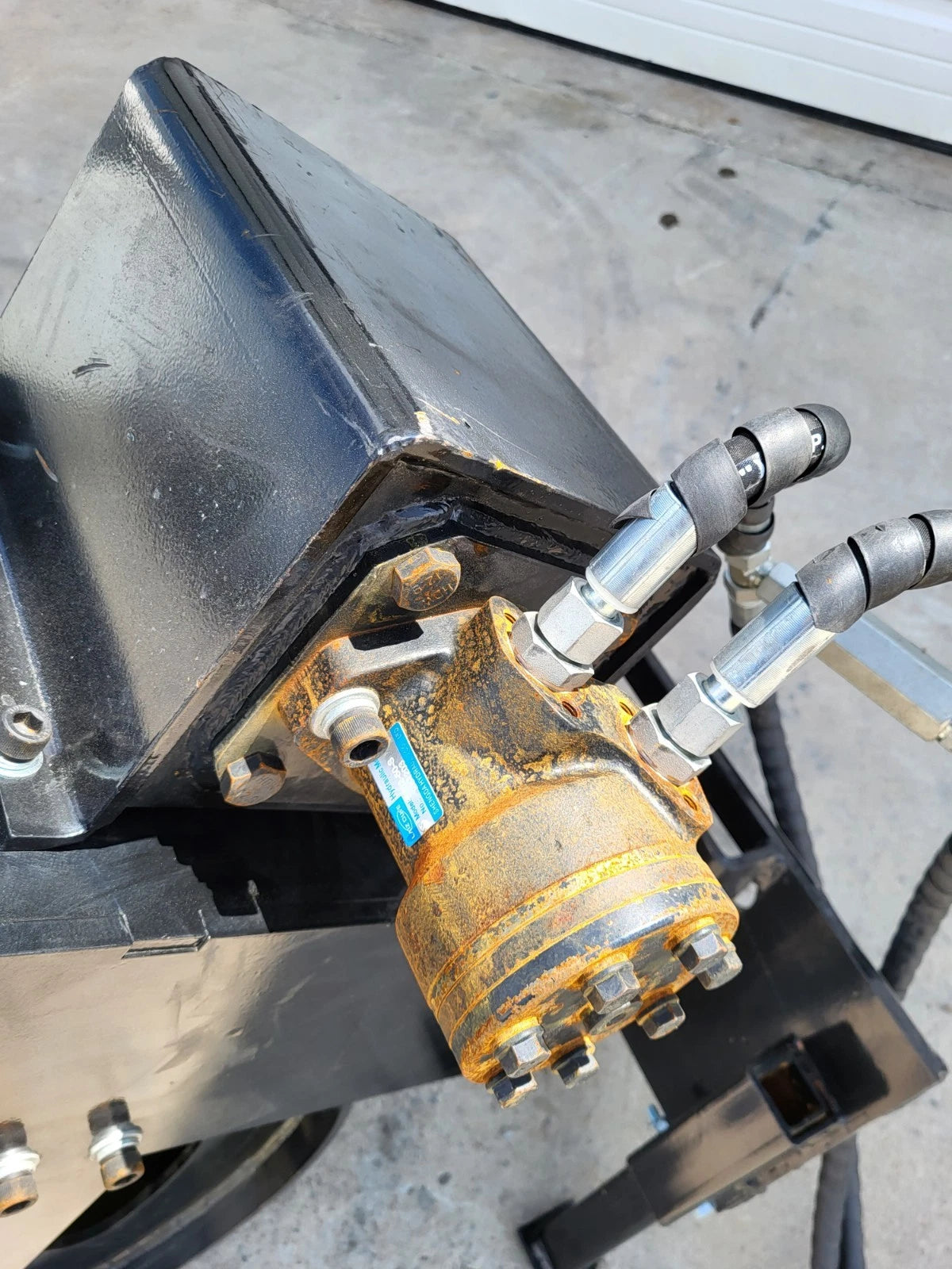 GIYI 12″ Mini Skid Steer Trench Compactor Wheel