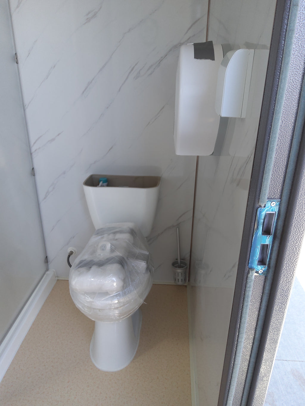 Bastone Portable Shower - Bathroom