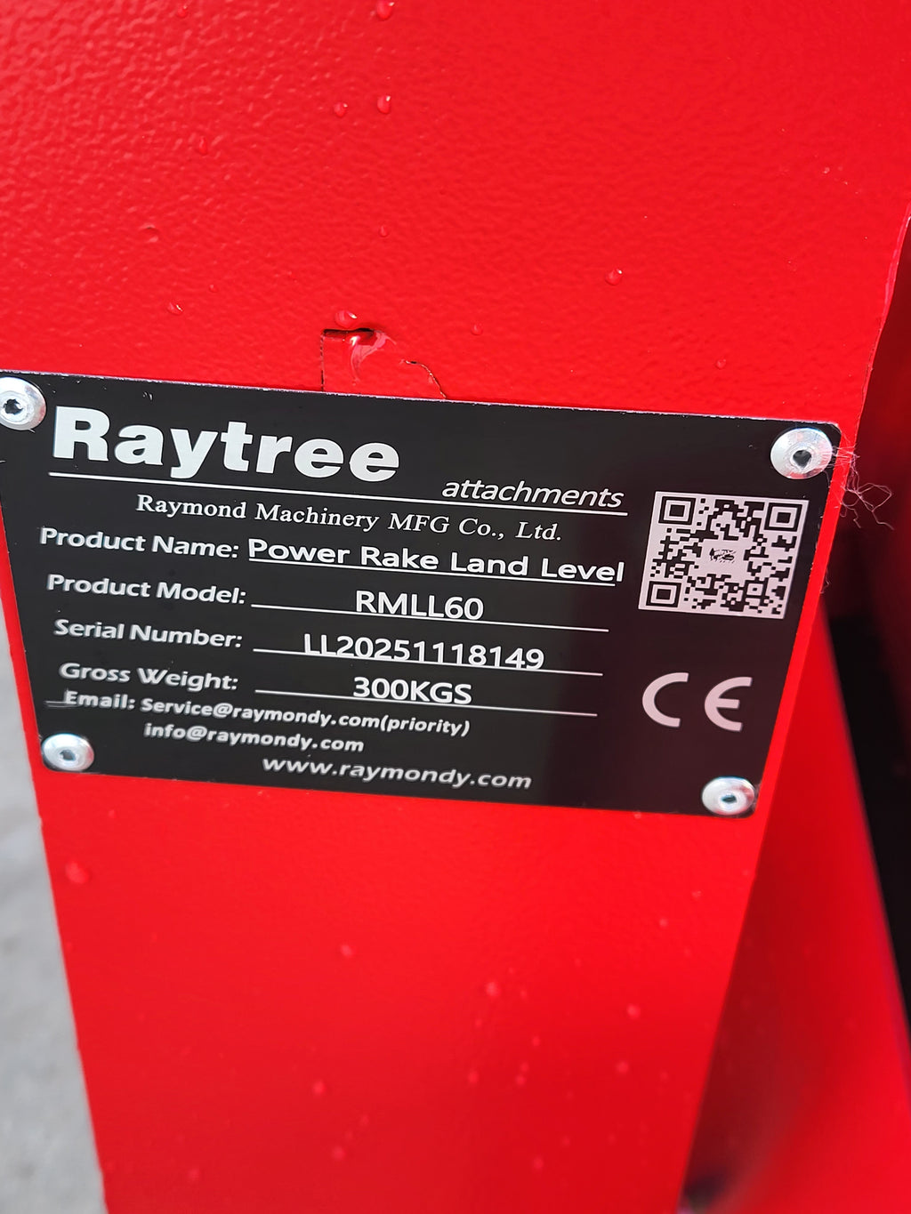 Bi-Directional Power Rake Land Leveler