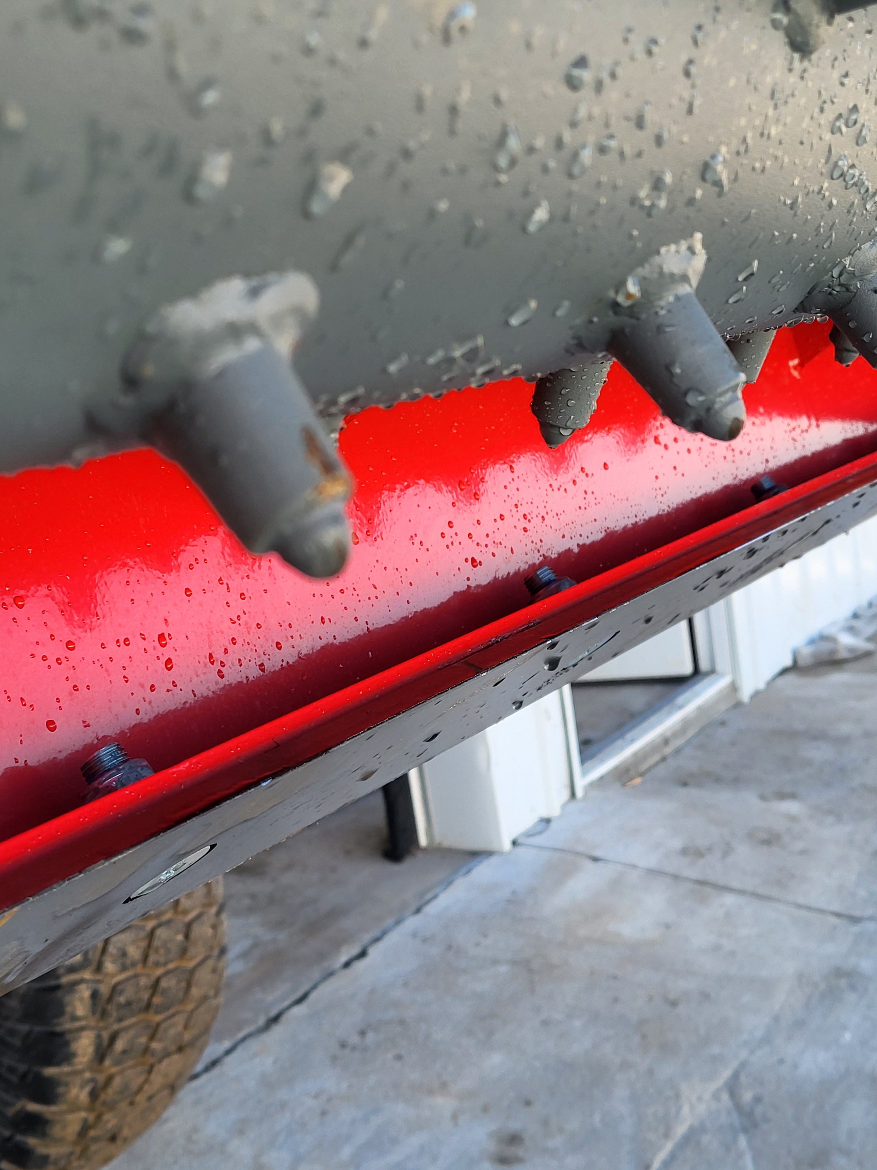 Bi-Directional Power Rake Land Leveler