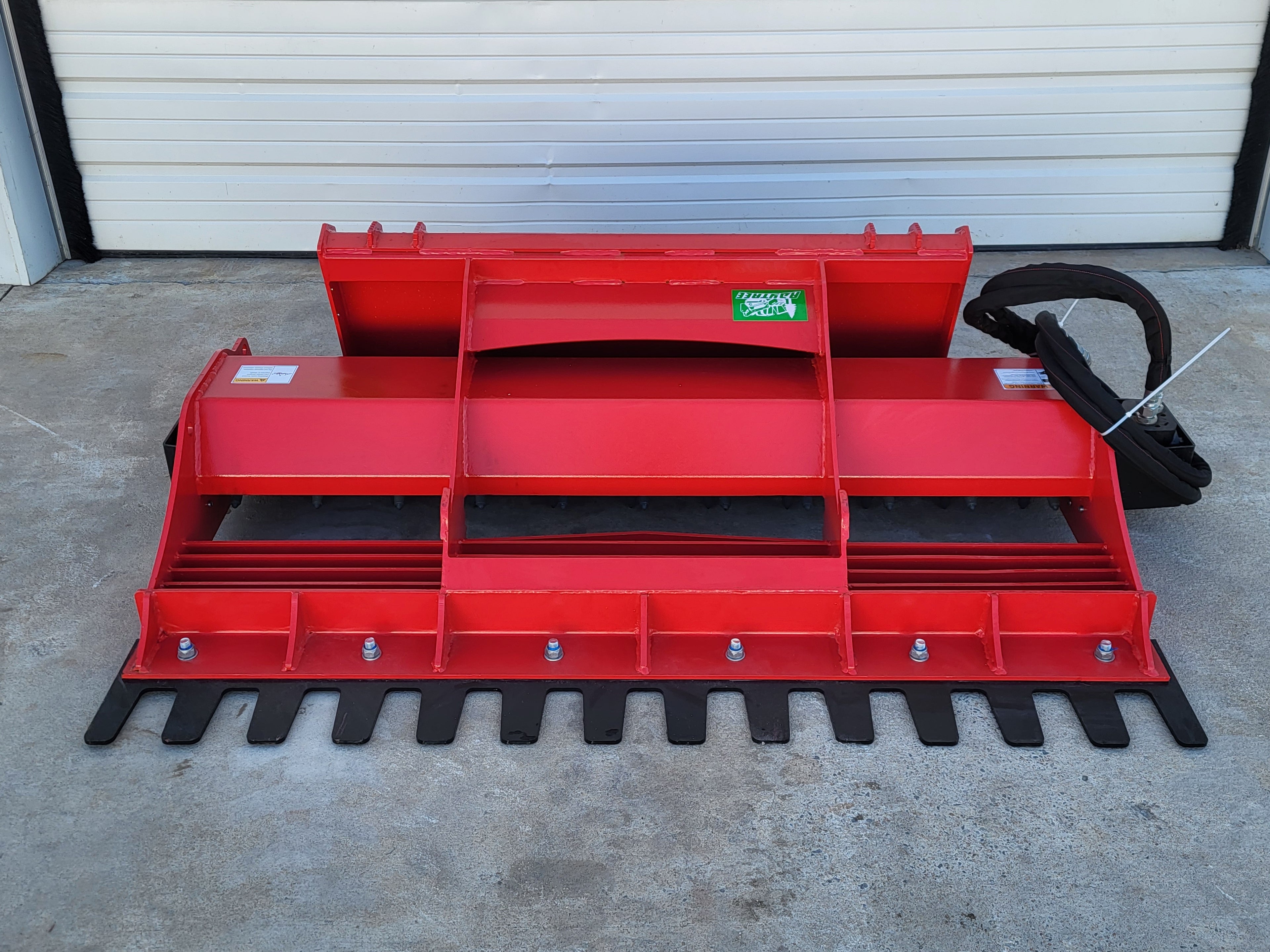 Bi-Directional Power Rake Land Leveler