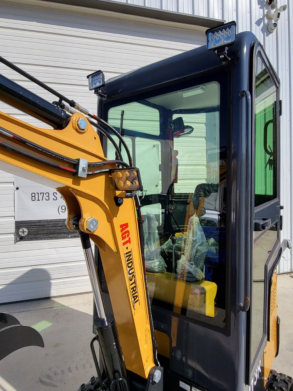 AGT H13R 1 Ton Mini Excavator